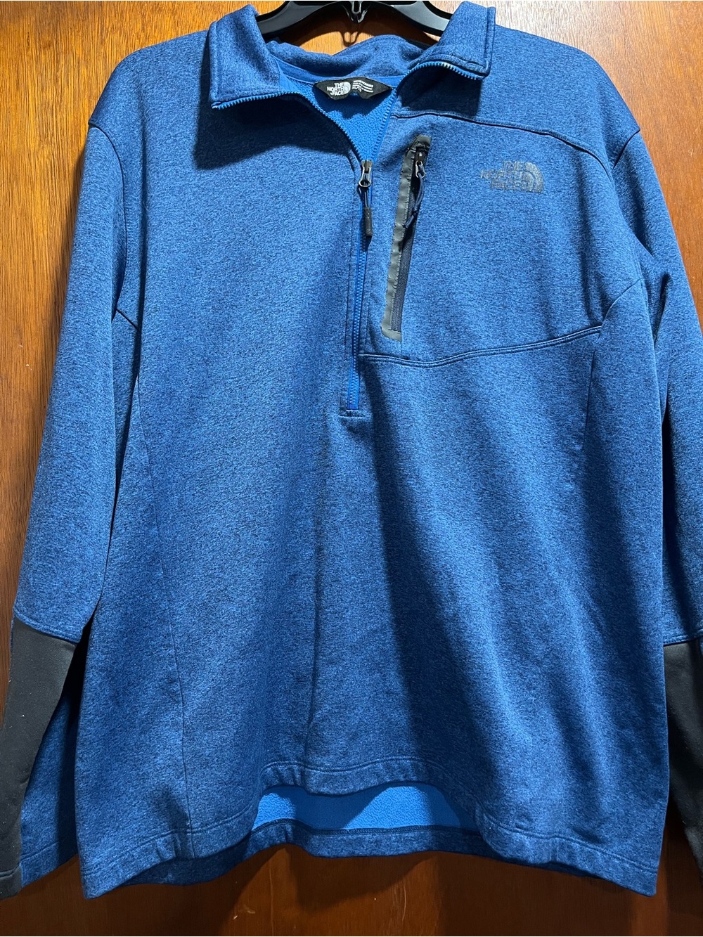 The North Face Men's Royal Blue Quarter-Zip Pullover